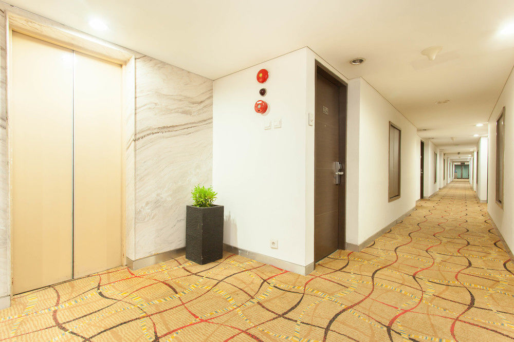 Zen Premium Menteng Syariah Jacarta Exterior foto