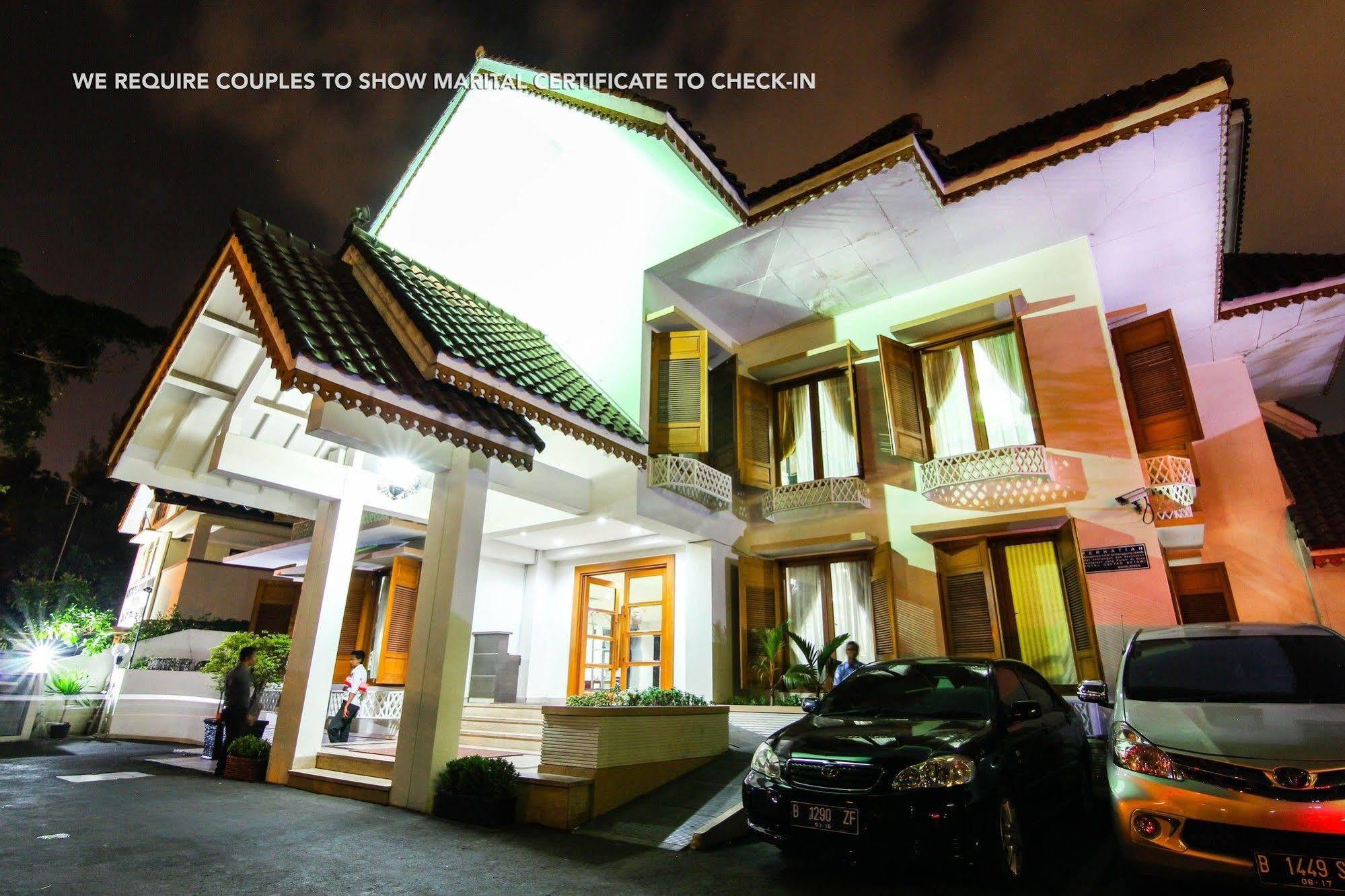 Zen Premium Menteng Syariah Jacarta Exterior foto