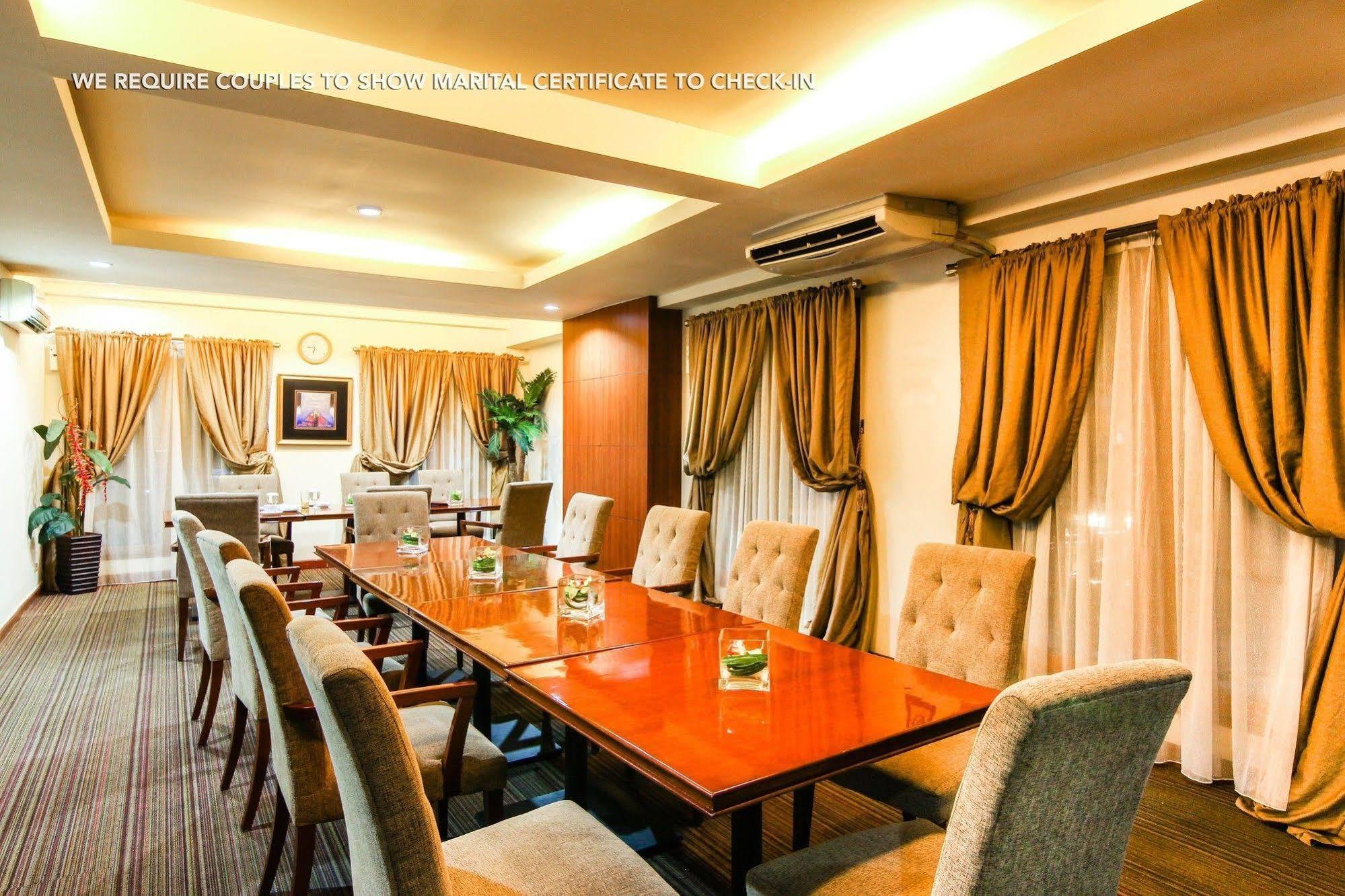 Zen Premium Menteng Syariah Jacarta Exterior foto