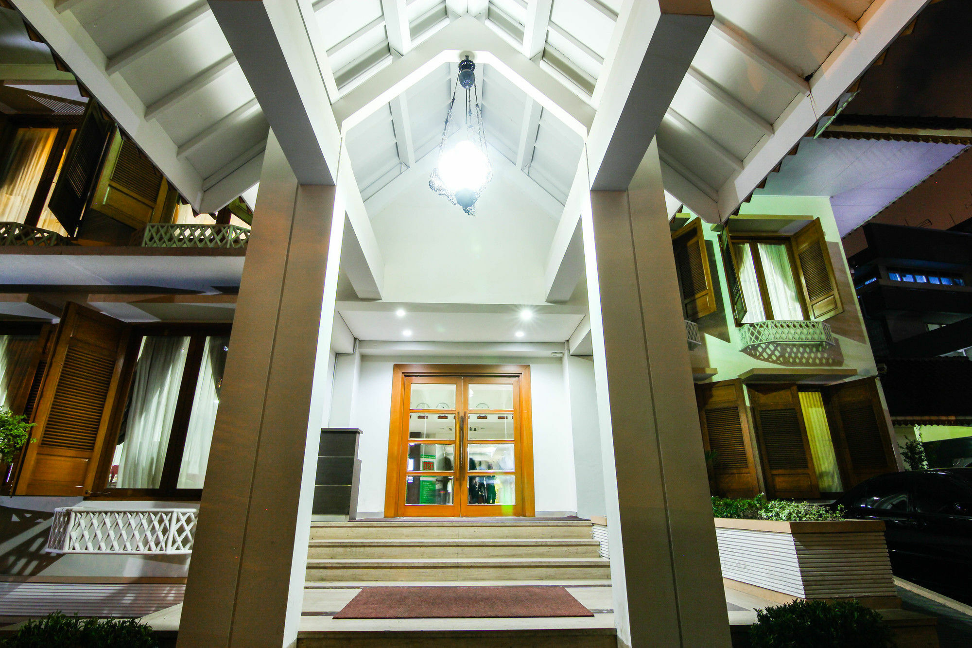Zen Premium Menteng Syariah Jacarta Exterior foto